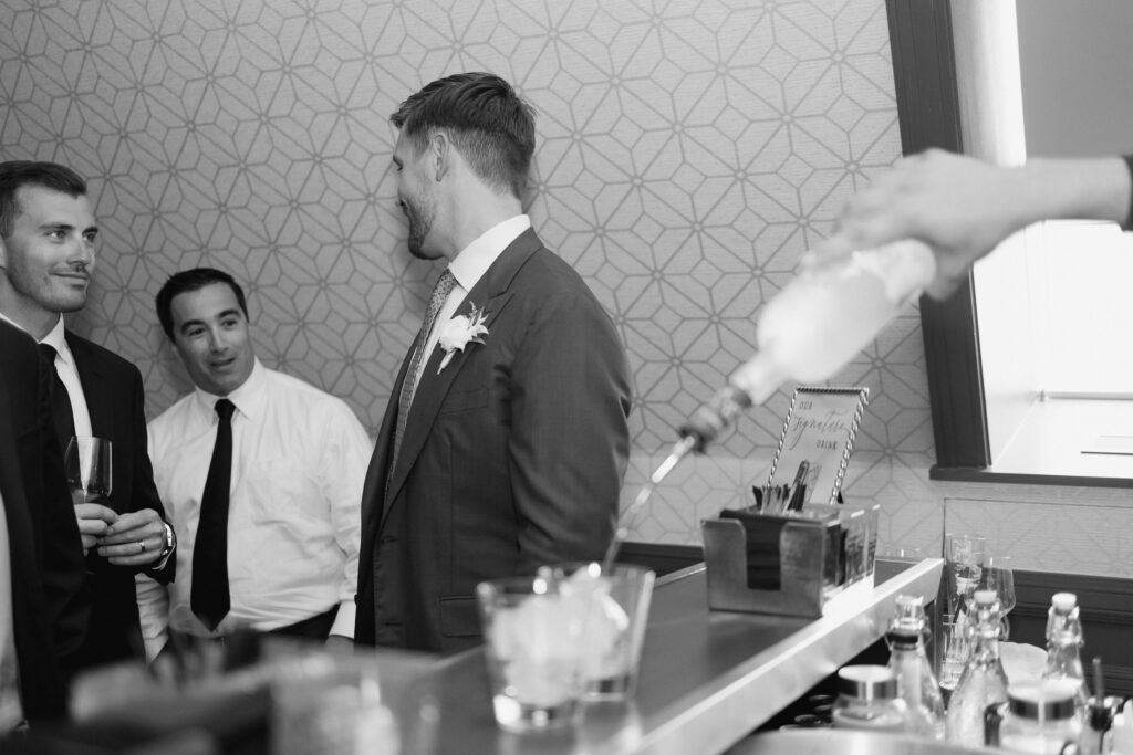 LaSalle Chicago Cocktail Hour Drinks 